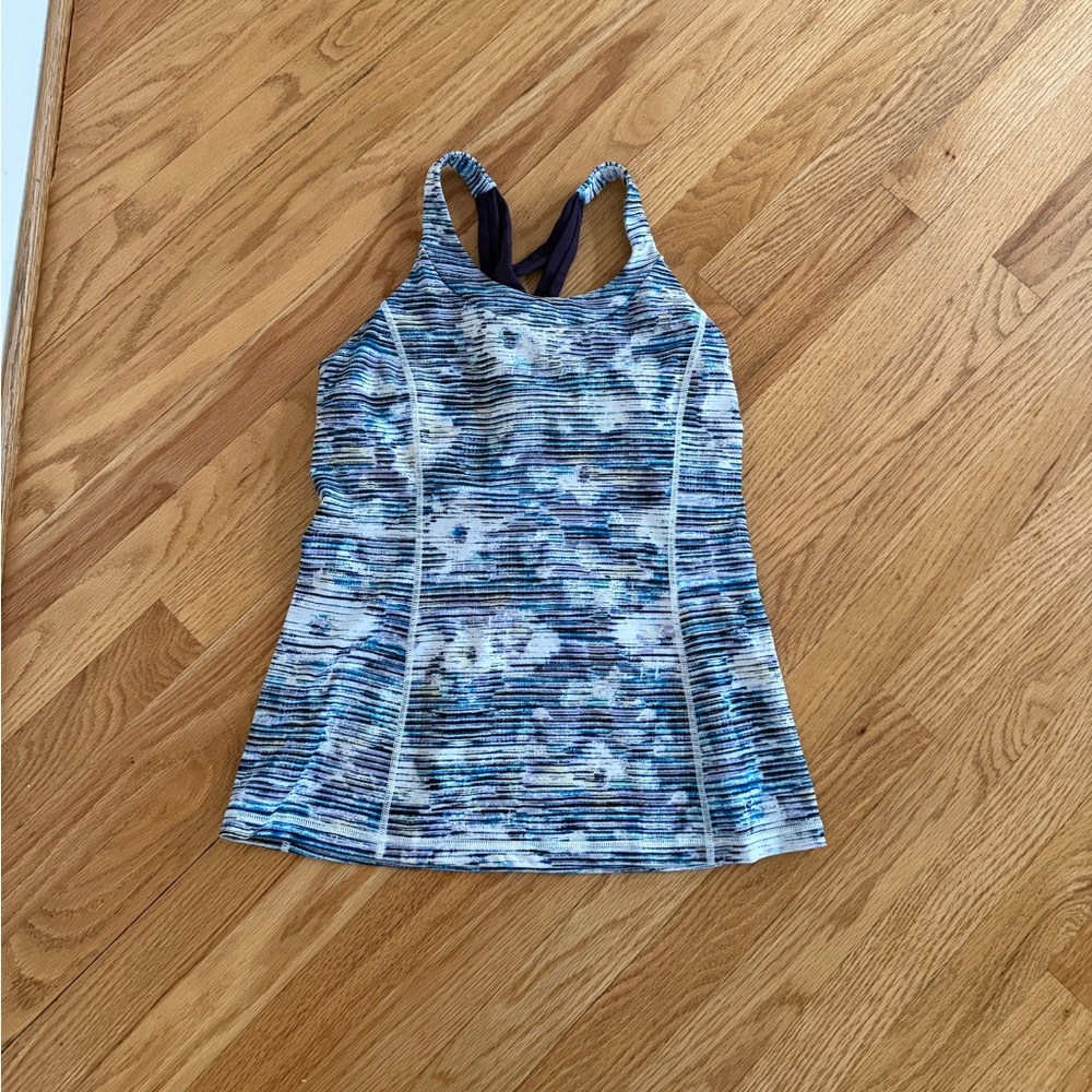 Lululemon tank top size 8